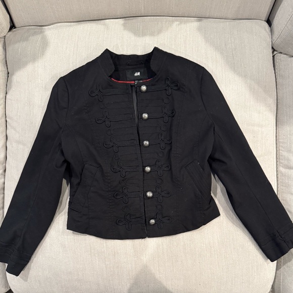 Cropped Jacket - Picture 1 of 3